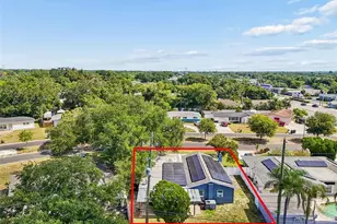 10748 Village Green Ave, Seminole, FL 33772 - Photo 32