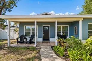 10748 Village Green Ave, Seminole, FL 33772 - Photo 2