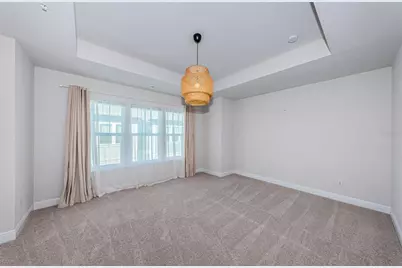 815 Burlington Avenue N, Saint Petersburg, FL 33701 - Photo 10