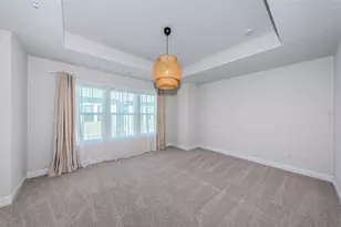 815 Burlington Ave N, Saint Petersburg, FL 33701 - Photo 10