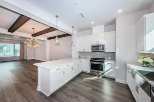 815 Burlington Ave N, Saint Petersburg, FL 33701 - Photo 6