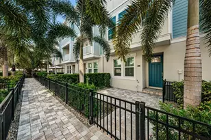 815 Burlington Ave N, Saint Petersburg, FL 33701 - Photo 24