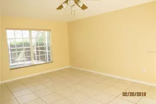 9427 Hunters Pond Dr, Tampa, FL 33647 - Photo 12