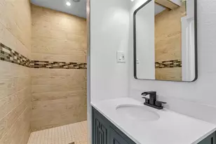 850 Rafael Blvd NE, Saint Petersburg, FL 33704 - Photo 36