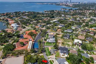 850 Rafael Blvd NE, Saint Petersburg, FL 33704 - Photo 4