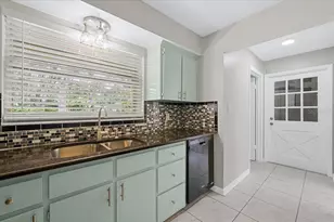 12301 N 53rd St, Temple Terrace, FL 33617 - Photo 18