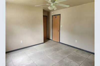 1104 W 14th Street, Lakeland, FL 33805 - Photo 12