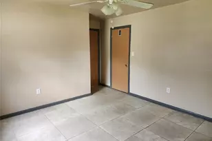 1104 W 14th St, Lakeland, FL 33805 - Photo 12