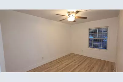 5121 Coquina Key Drive SE #C, Saint Petersburg, FL 33705 - Photo 12