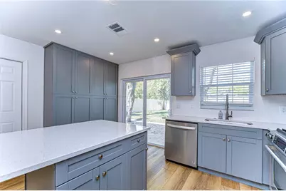 1205 W Hollywood Street, Tampa, FL 33604 - Photo 12