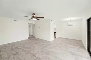 11409 8th St N, Saint Petersburg, FL 33716 - Photo 6