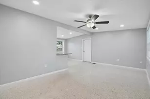 2019 24th Ave W, Bradenton, FL 34205 - Photo 10
