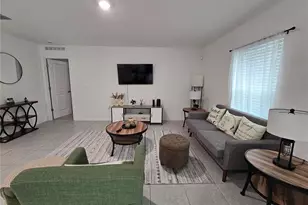 15271 Green Jay Rd, Weeki Wachee, FL 34614 - Photo 6