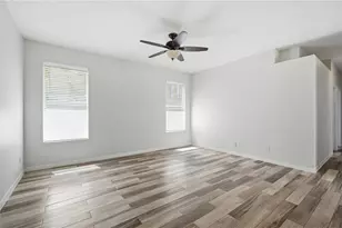 9810 Bennington Dr, Tampa, FL 33626 - Photo 12