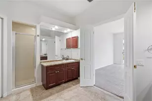 9810 Bennington Dr, Tampa, FL 33626 - Photo 10