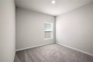 35155 Jomar Ave, Zephyrhills, FL 33541 - Photo 22