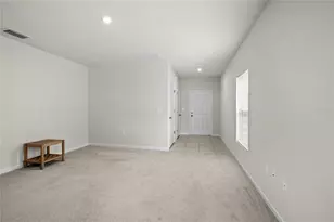 35155 Jomar Ave, Zephyrhills, FL 33541 - Photo 14