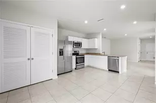 35155 Jomar Ave, Zephyrhills, FL 33541 - Photo 8