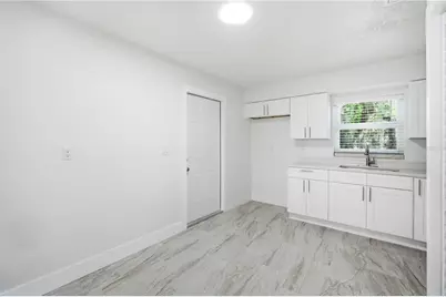 7309 N Hutton Place #D, Tampa, FL 33604 - Photo 10