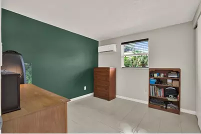 8820 56th Street N, Pinellas Park, FL 33782 - Photo 16