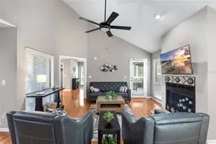 11520 Galleria Dr, Tampa, FL 33618 - Photo 6