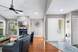 11520 Galleria Dr, Tampa, FL 33618 - Photo 4