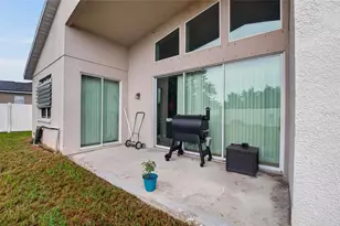 2613 Yukon Cliff Dr, Ruskin, FL 33570 - Photo 22