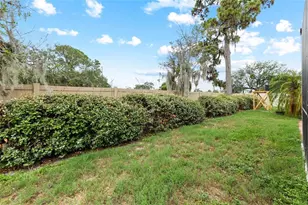 1040 Orca Ct, Holiday, FL 34691 - Photo 32