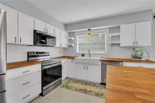 10509 Orange Grove Dr, Tampa, FL 33618 - Photo 14