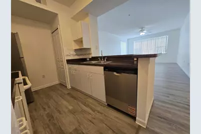 17108 Carrington Park Drive #707, Tampa, FL 33647 - Photo 6