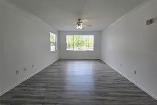 17108 Carrington Park Dr, Tampa, FL 33647 - Photo 6