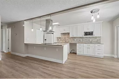 1502 16th Circle SE, Largo, FL 33771 - Photo 10