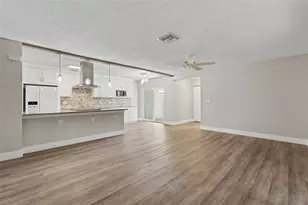 1502 16th Cir SE, Largo, FL 33771 - Photo 6