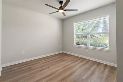 30309 Marquette Avenue, Wesley Chapel, FL 33545 - Photo 16