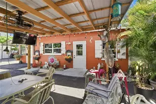 2908 18th St W, Bradenton, FL 34205 - Photo 4
