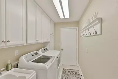 412 Stoneham Drive, Sun City Center, FL 33573 - Photo 40