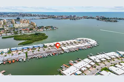 531 Boca Ciega Point Boulevard S #531, Saint Petersburg, FL 33708 - Photo 2