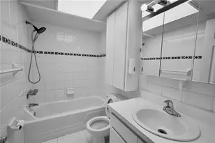 4718 Christa Ct, Tampa, FL 33614 - Photo 14