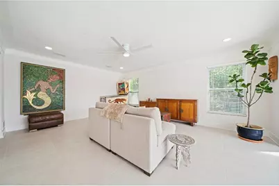 1924 Michigan Avenue NE, Saint Petersburg, FL 33703 - Photo 10