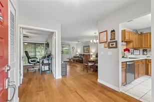 2903 Fig Ct, Palm Harbor, FL 34684 - Photo 4