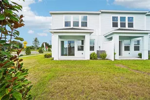 6844 Holcombe Down Dr, Zephyrhills, FL 33541 - Photo 30