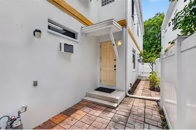 447 13th Avenue N, Saint Petersburg, FL 33701 - Photo 40