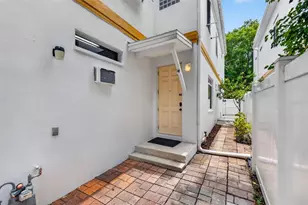 447 13th Ave N, Saint Petersburg, FL 33701 - Photo 40