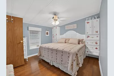 36419 Bonney Drive, Zephyrhills, FL 33541 - Photo 18