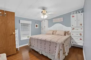 36419 Bonney Dr, Zephyrhills, FL 33541 - Photo 18