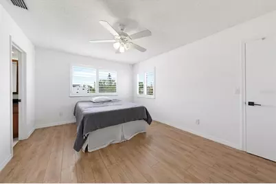 901 Harbour House Drive, Indian Rocks Beach, FL 33785 - Photo 18