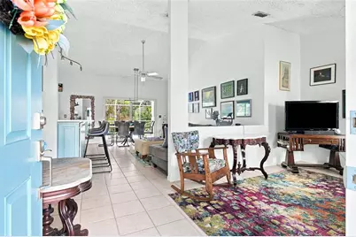 7809 34th Court E, Sarasota, FL 34243 - Photo 10