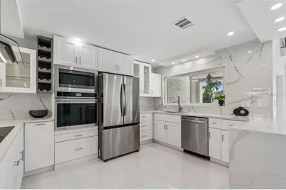 775 Capri Boulevard, Treasure Island, FL 33706 - Photo 12