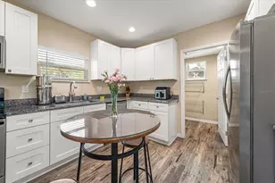 401 Dempsey Rd, Palm Harbor, FL 34683 - Photo 12