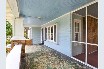 2135 Burlington Avenue N, Saint Petersburg, FL 33713 - Photo 2